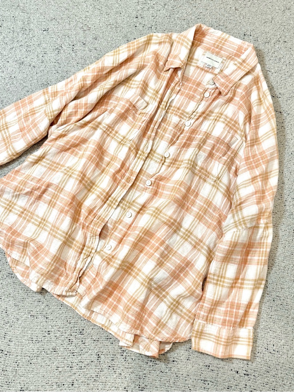 American Eagle Outfitters Oversized Peach and Cream Plaid Button-Up Size M L